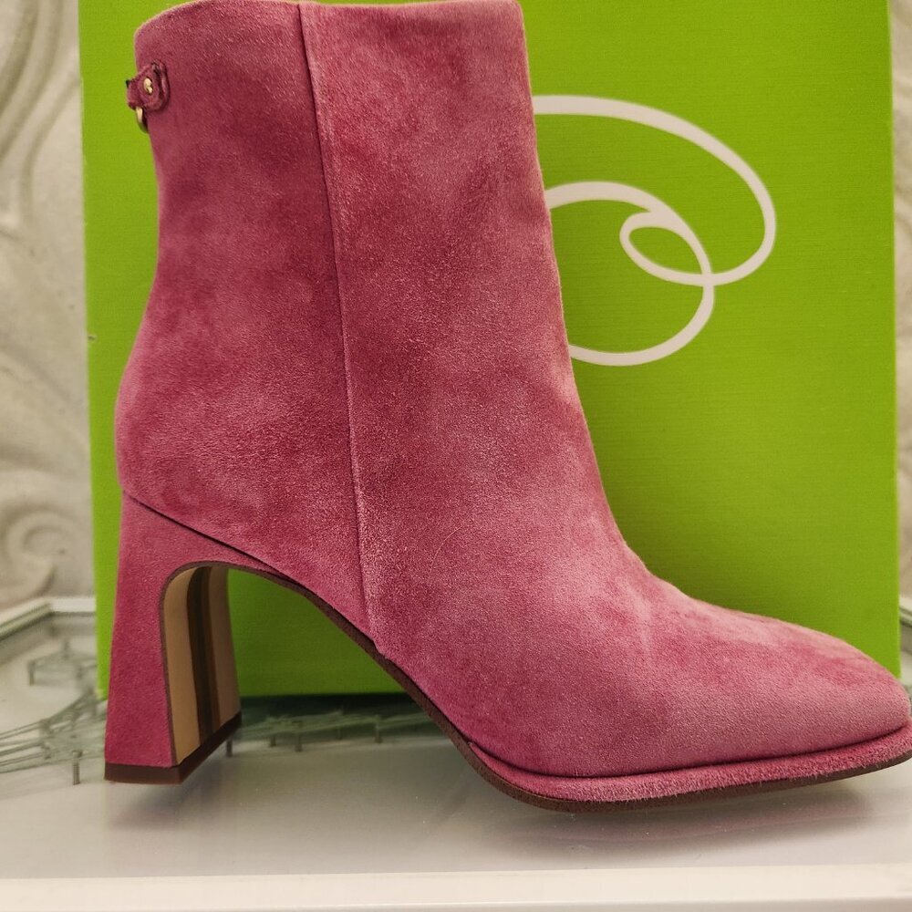 Sam Edelman "Irie" Dahlia Suede Pink Booties. NIB. Size 6.5